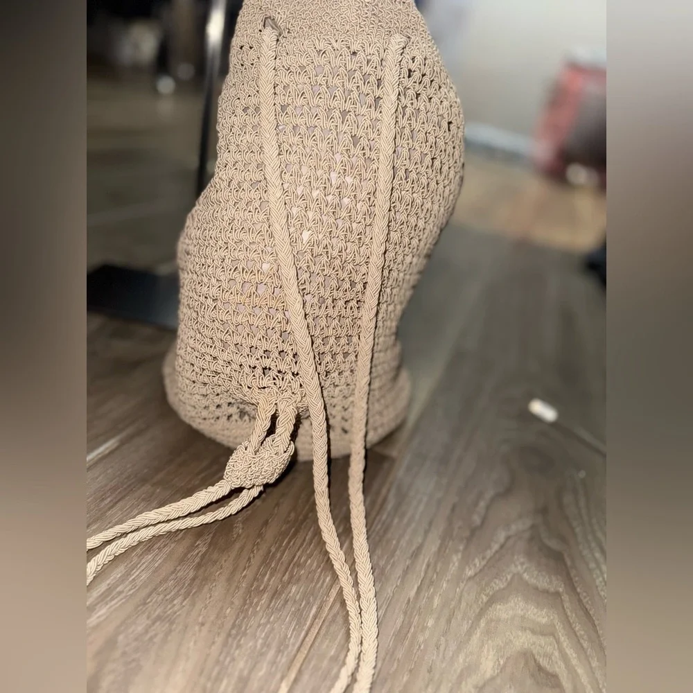 URBAN OUTFITTERS Ecote Moria Crochet Backpack in beige o/s